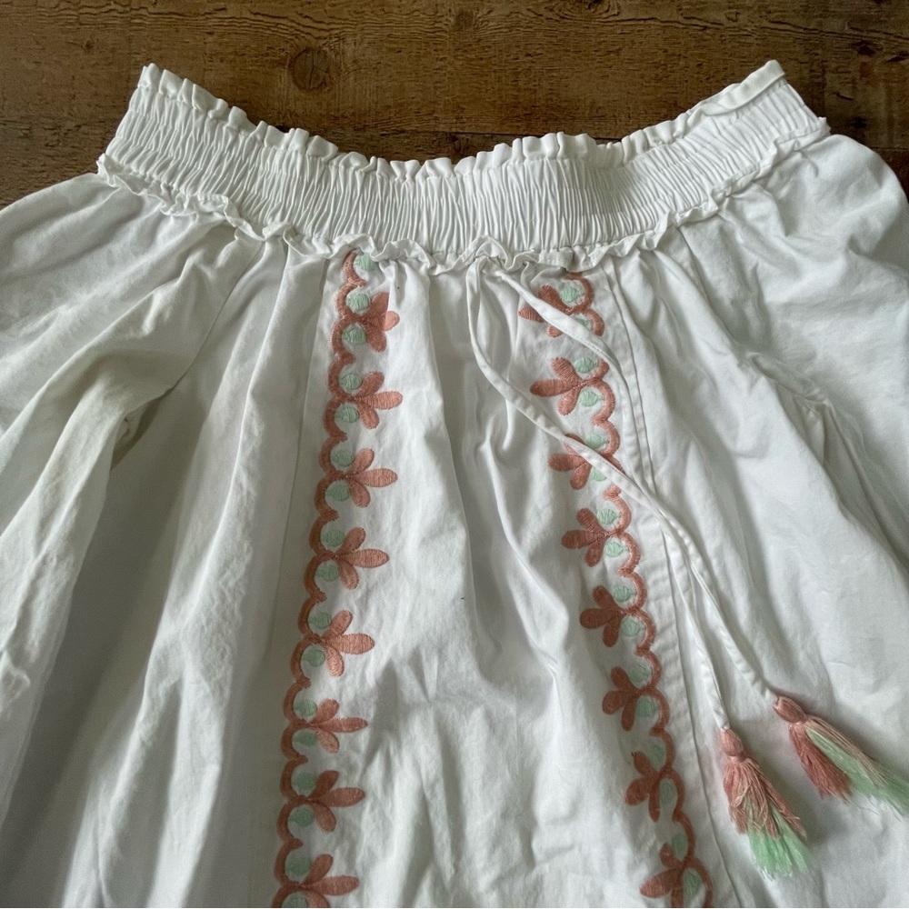 Embroidered Off the Shoulder Top by The Impeccable Pig White Pink Green SMALL - Picture 4 of 10